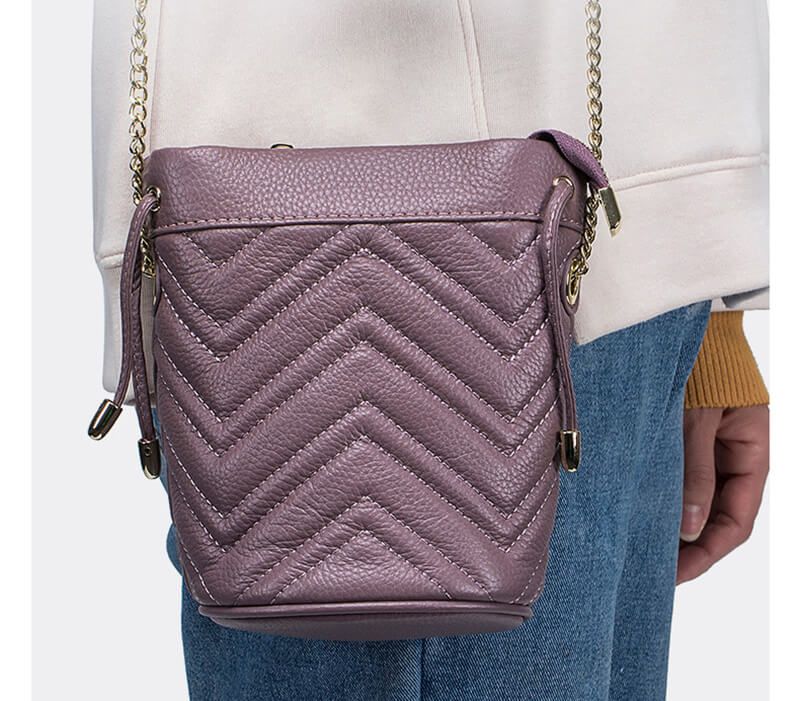 beuteltasche damen leder