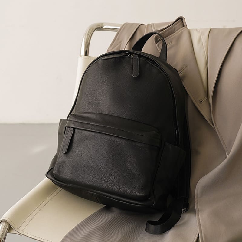 schlichter leder rucksack