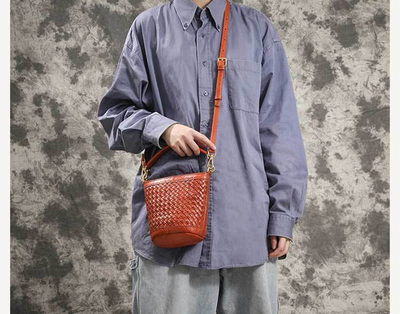 geflochtene ledertasche damen