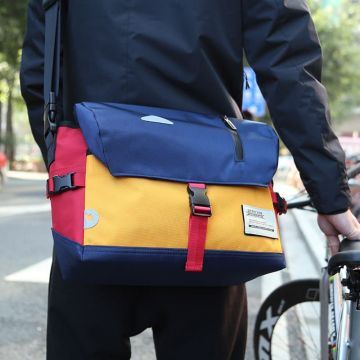 umhängetasche herren bunt