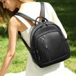 Damen Rucksack weiches Leder schwarz mit Reißverschlussfächern