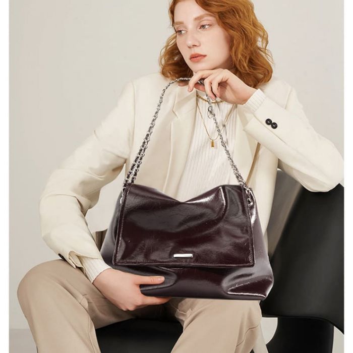 schöne Damen Schultertasche Leder Handtasche mit Kette