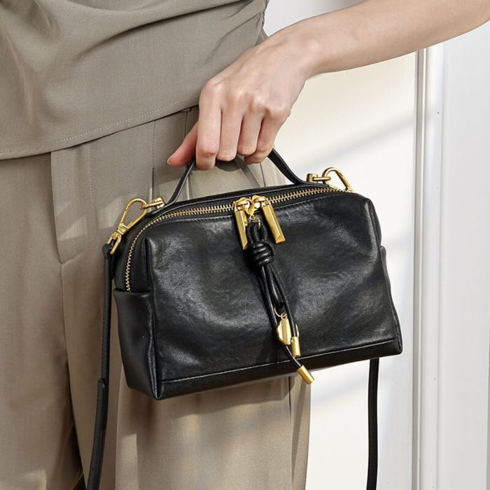 kleine Damen Handtasche Umhängetasche weiches Leder mit Reißverschluss