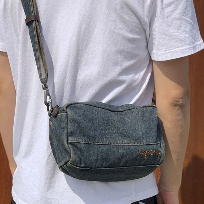 kleine Herren Umhängetasche Denim blau retro
