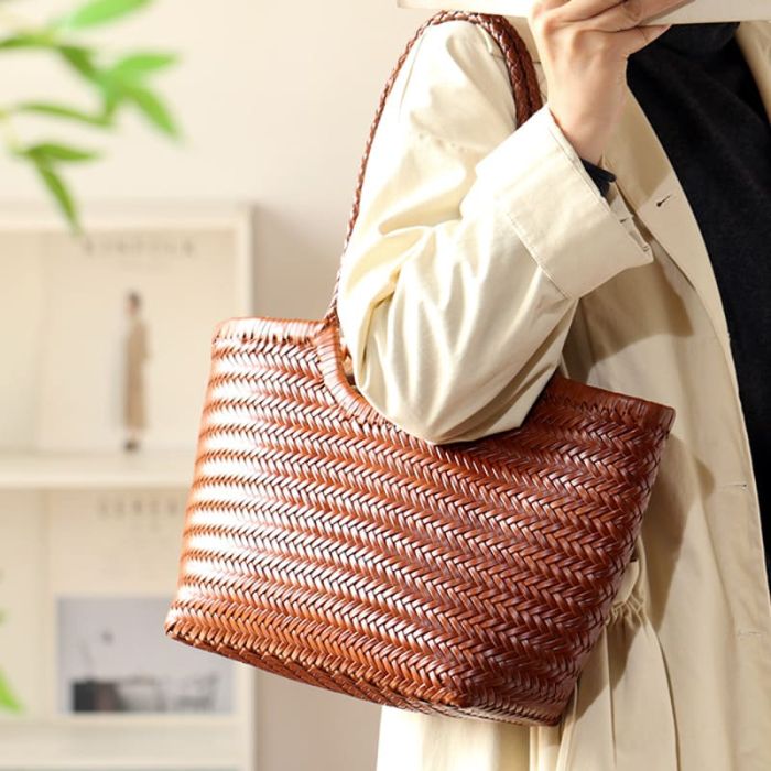 schultertasche geflochten leder